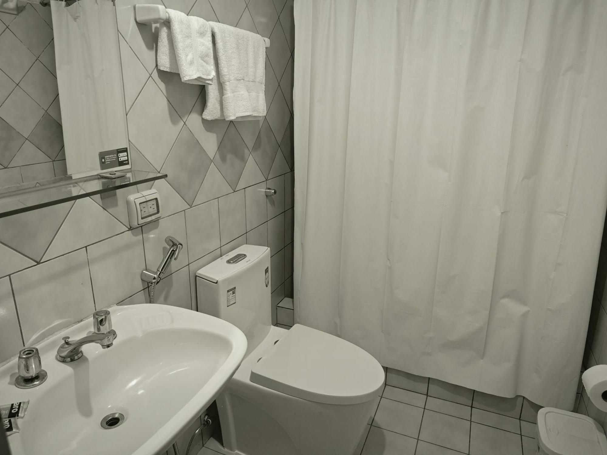 Hotel San Isidro Inn Lima Zimmer foto